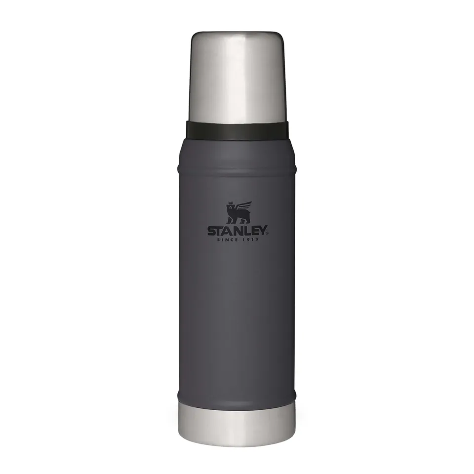 stanley-1913-classic-legendary-botella-t-rmica-0-75-l-charcoal-termo-de-acero-in image 1