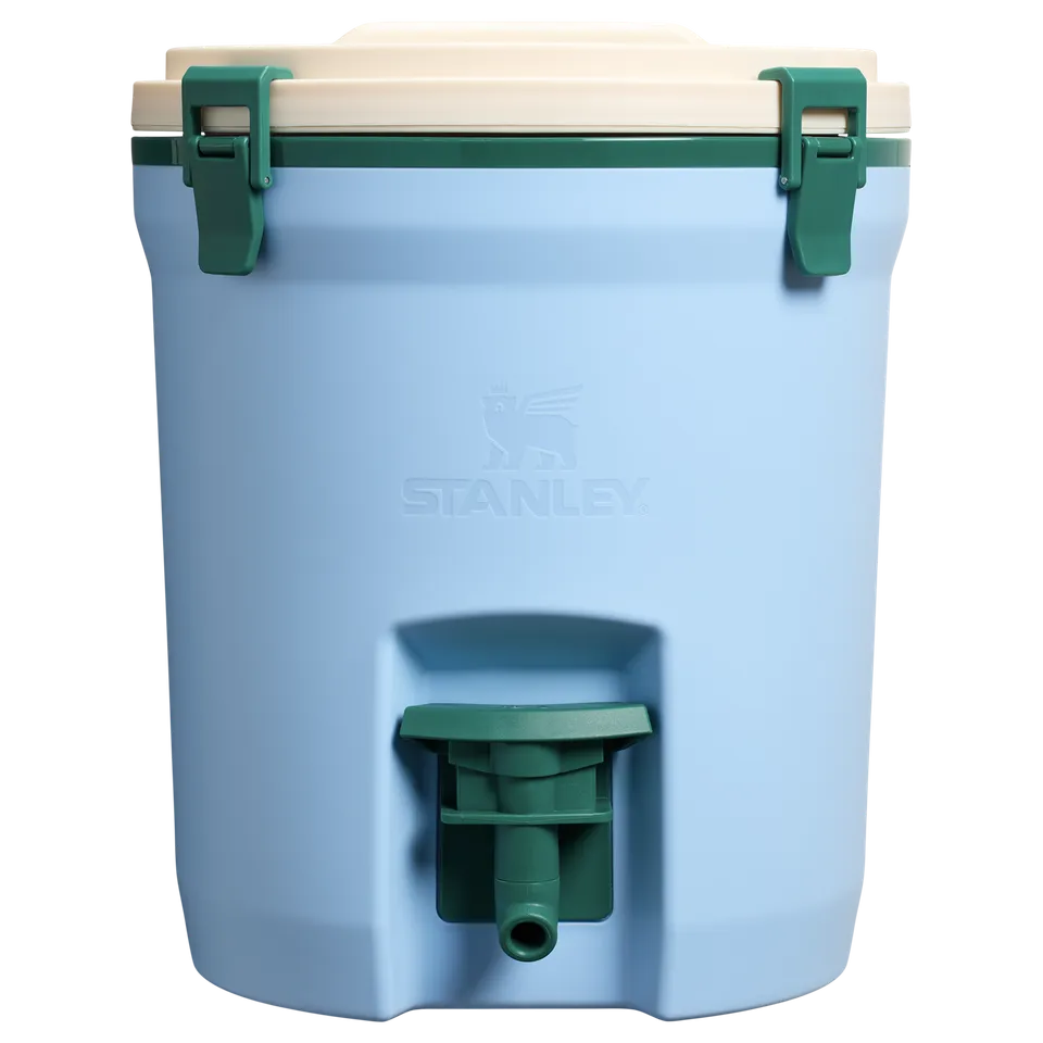 stanley-1913-fast-flow-water-jug-7-5-l-jarra-de-agua-gigante-de-acero-inoxidable image 1