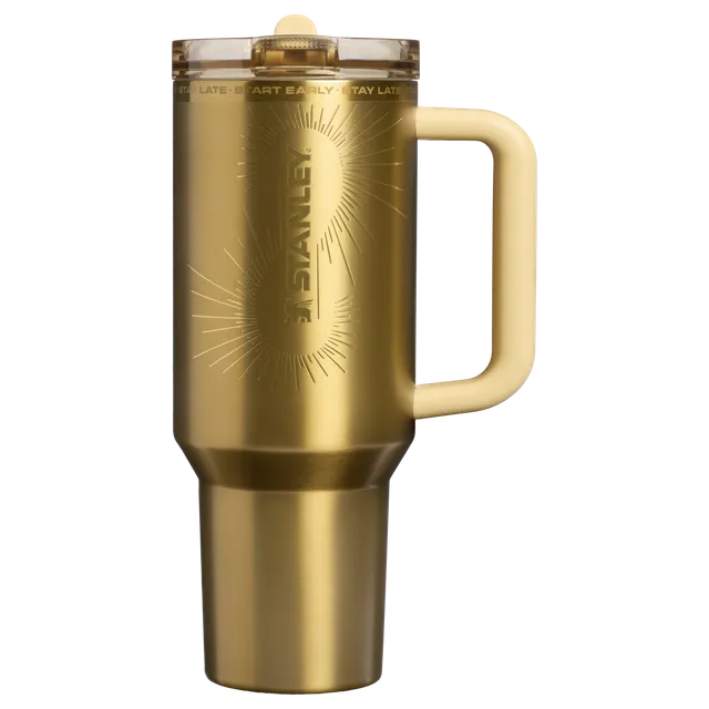 stanley-1913-messi-x-stanley-quencher-protour-flip-straw-tumbler-1-18-l-acero-in image 1