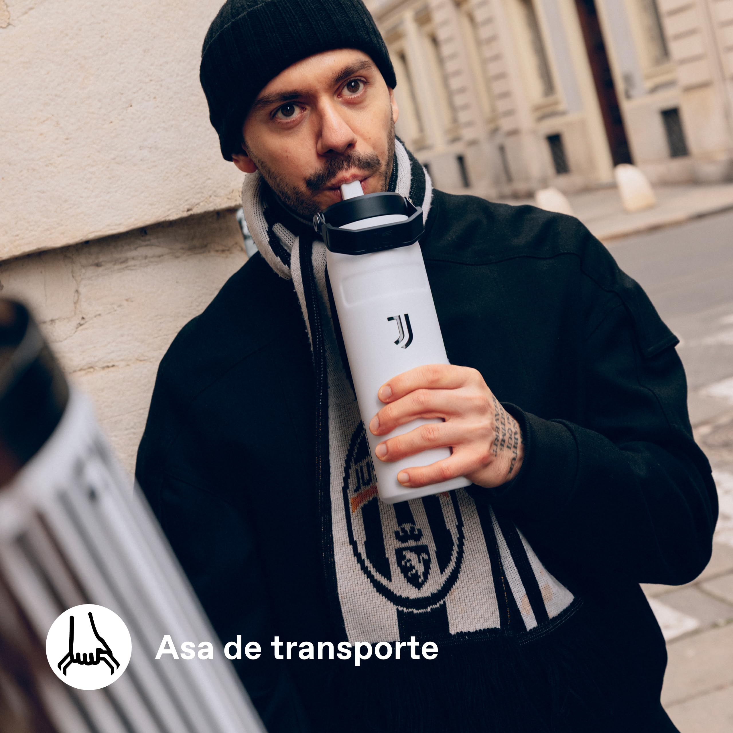 stanley-1913-flip-straw-botella-de-agua-con-pajita-0-7-l-edici-n-juventus-acero- image 6