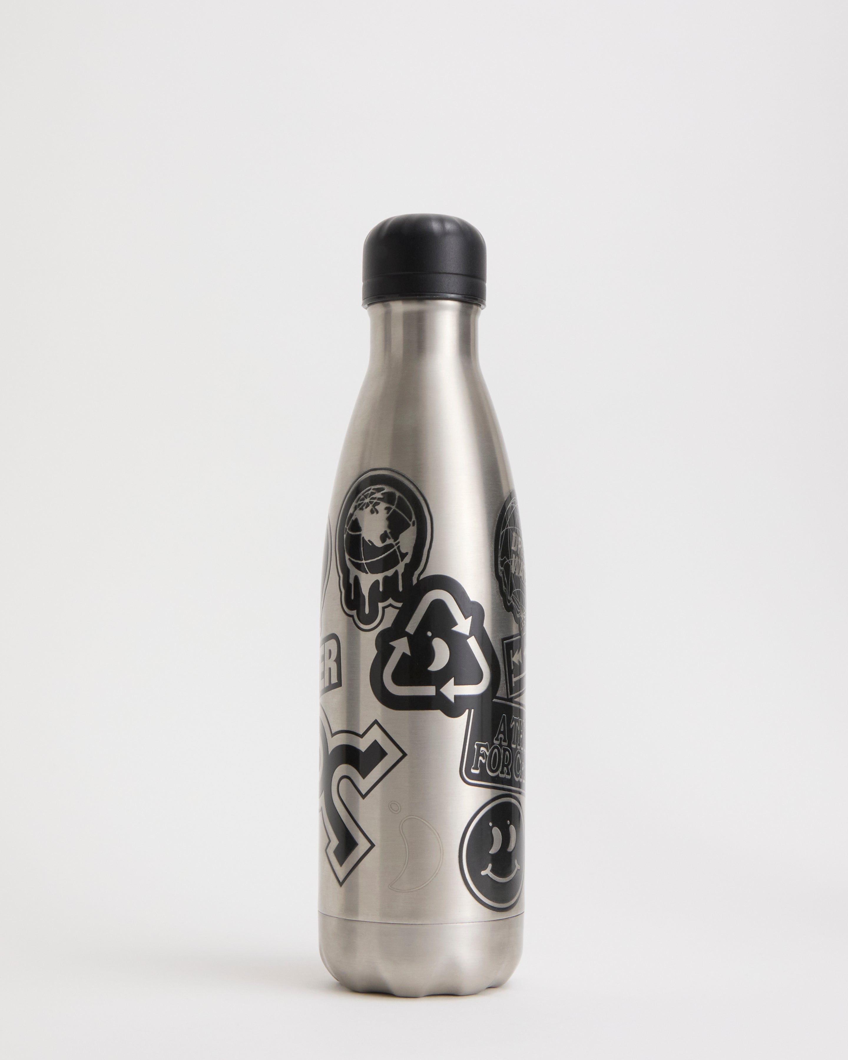 chilly-s-original-refill-rebel-botella-de-agua-con-gr-ficos-sticker image 1