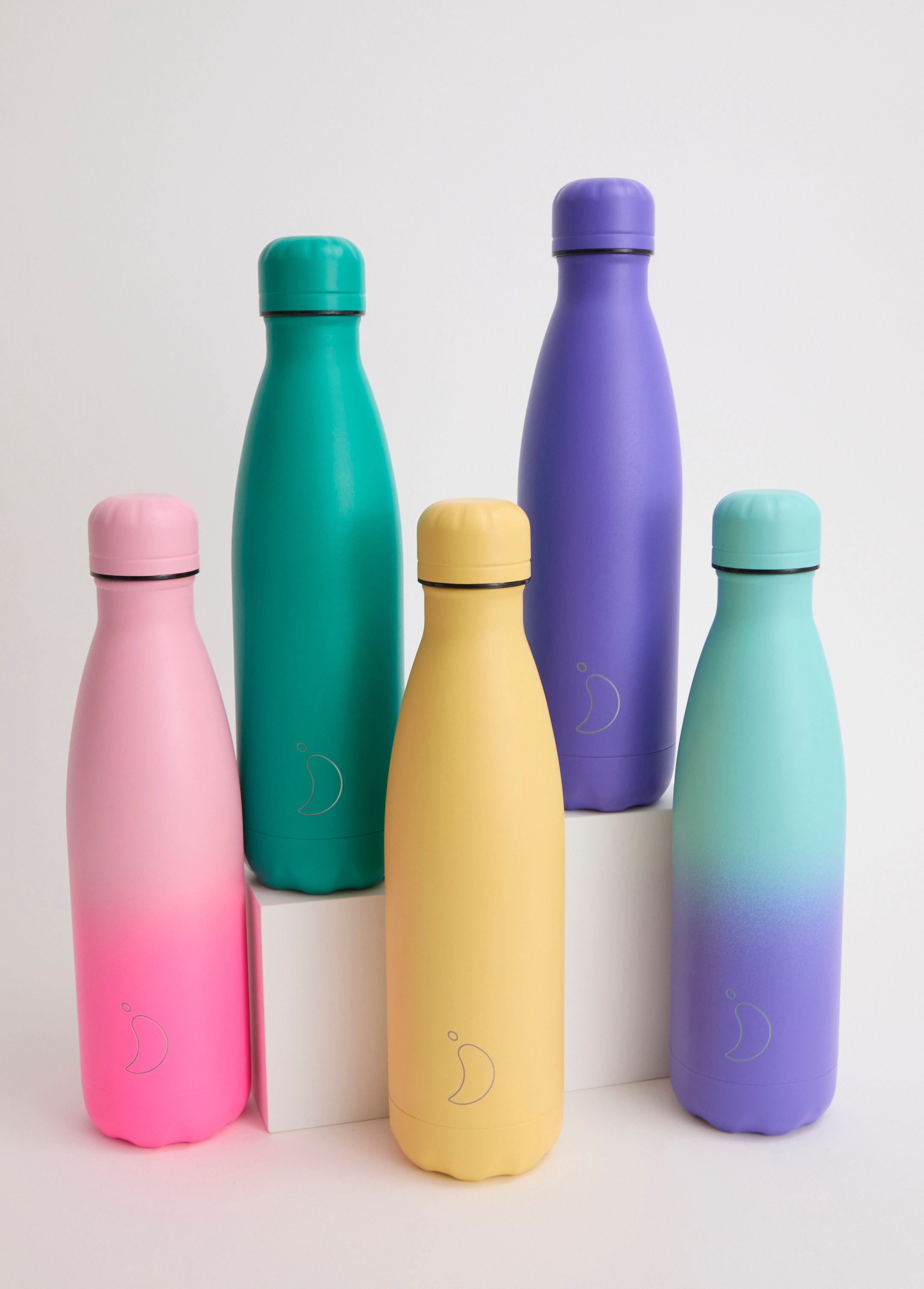 chilly-s-botella-de-agua-original-violet-botella-antifugas-sin-bpa-que-mantiene- image 4