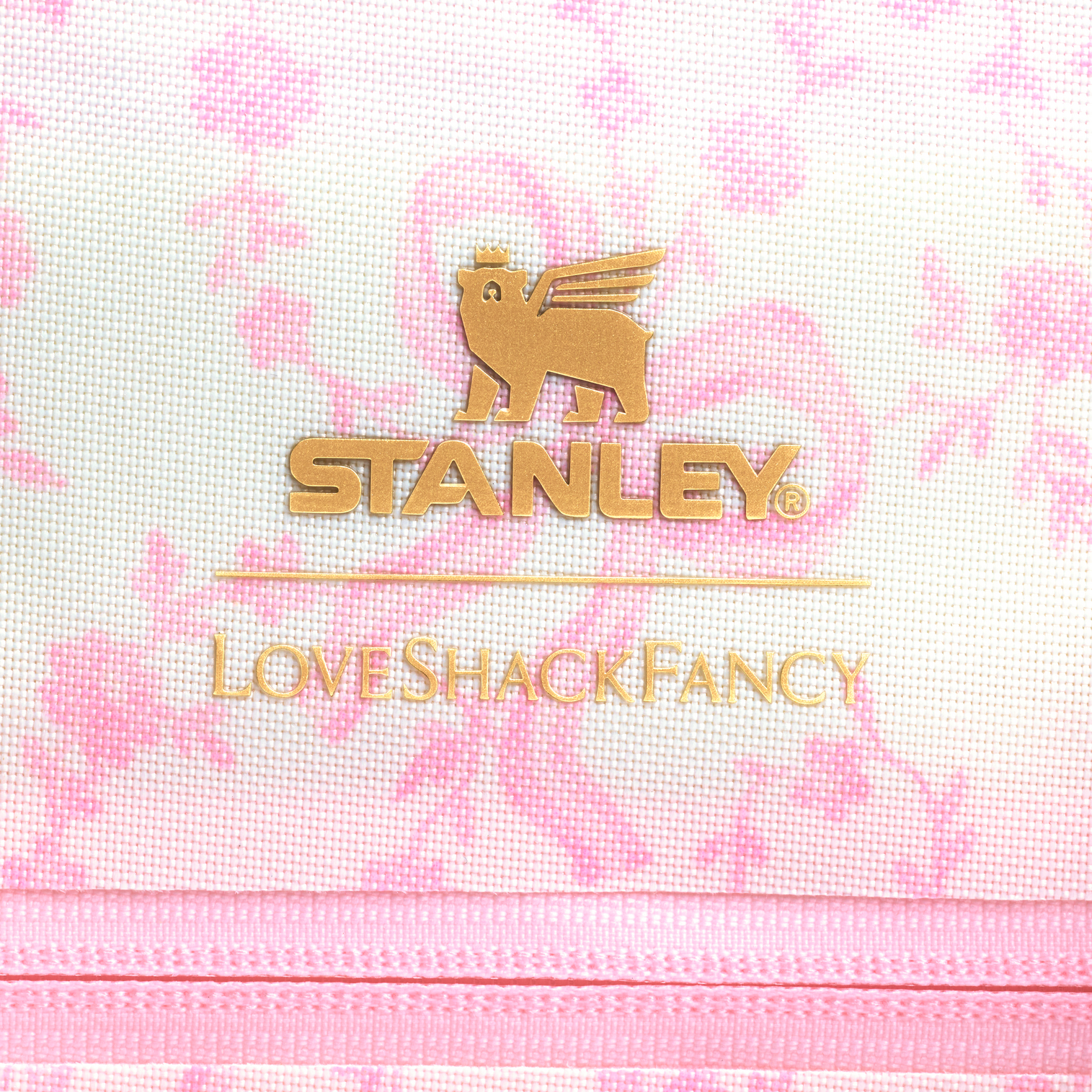 stanley-1913-x-loveshackfancy-all-day-madeleine-mini-soft-cooler-mochila-nevera- image 3